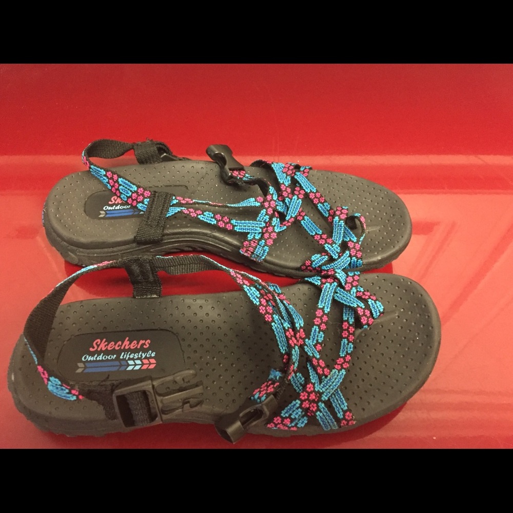 Skechers Raggae Sandals women’s size 7